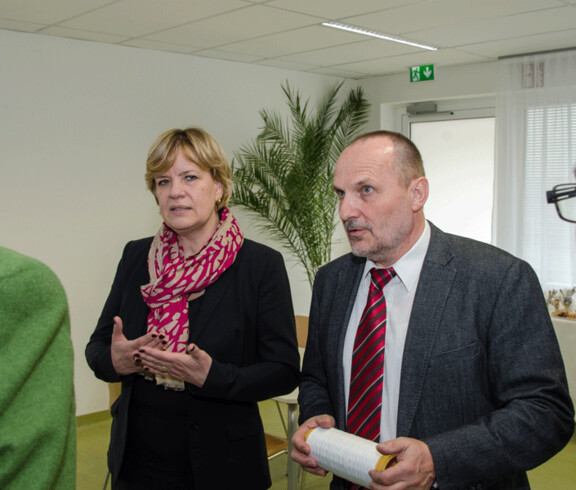 Zwettl Recycling Eröffnung Portrait eine Frau und ein Mann