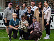Mannschaftsbild mit 10 Personen.
