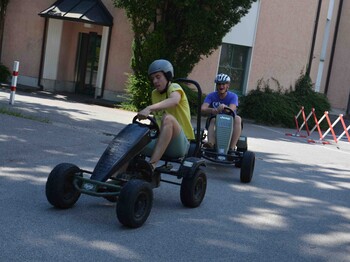 Zwei Go-Kart-Fahrer