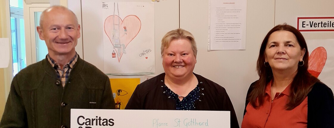 Scheckübergabe an das Haus für Mutter und Kind.