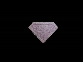 Dieses Bild zeigt eine violette Pille (Logo Punisher).
